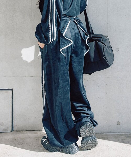 OLIVE des OLIVE(オリーブデオリーブ)の「バックリボンスウェットパンツ(スウェットパンツ・レディース・ピンク/トップグレー/ブラック・FREE)」の2枚目の写真