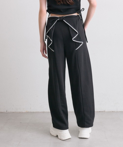 OLIVE des OLIVE（オリーブデオリーブ）の「【web限定カラーあり】バックリボンスウェットパンツ（スウェットパンツ・レディース・ピンク/トップグレー/ブラック/ドット/ブラック系その他/ピンク系その他・FREE）」の3枚目の写真