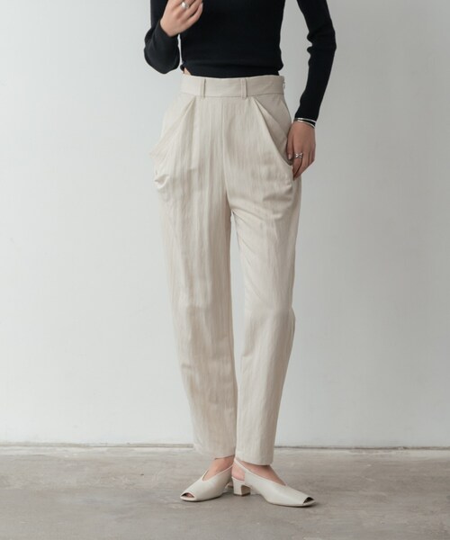 GALLEST(ギャレスト)の「フォルムポケットジョガーパンツ(その他パンツ・レディース・ブラック/ナチュラル/ライトブルー・36/38)」の2枚目の写真