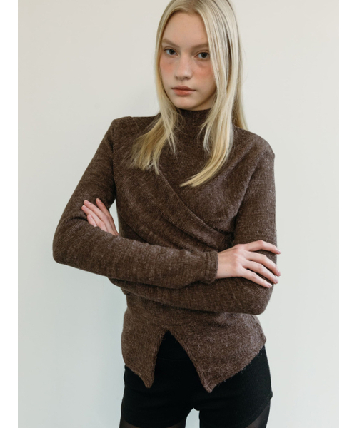 MOIFAIRE(モイフェア)の「LAYERED WRAP T-SHIRT / BROWN(Tシャツ/カットソー・レディース・ブラウン・FREE)」の3枚目の写真