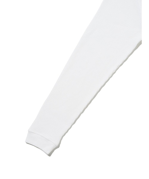 Levi's（リーバイス）の「Levi's/リーバイス ロングスリーブ リラックスサーマルTシャツ（Tシャツ/カットソー・メンズ・ホワイト・M/S/XL/L）」の4枚目の写真