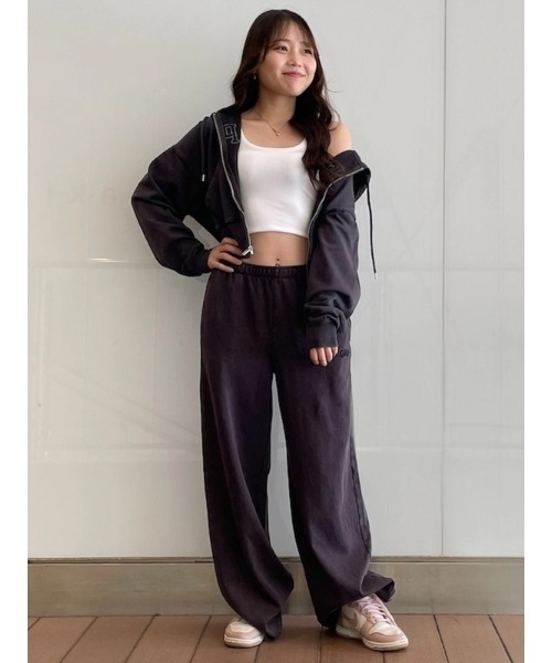 GAP(ギャップ)の「フレンチテリー オーバーサイズ GAP1969ロゴ ジップアップパーカー(パーカー・レディース・ピンク/ブラック/グレー/ブルー・XL/L/S/XS/XXS/M)」の20枚目の写真