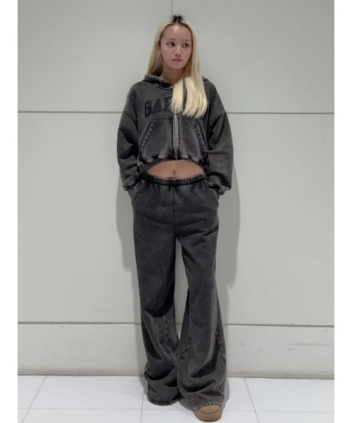 GAP(ギャップ)の「フレンチテリー オーバーサイズ GAP1969ロゴ ジップアップパーカー(パーカー・レディース・ピンク/ブラック/グレー/ブルー・XL/L/S/XS/XXS/M)」の10枚目の写真