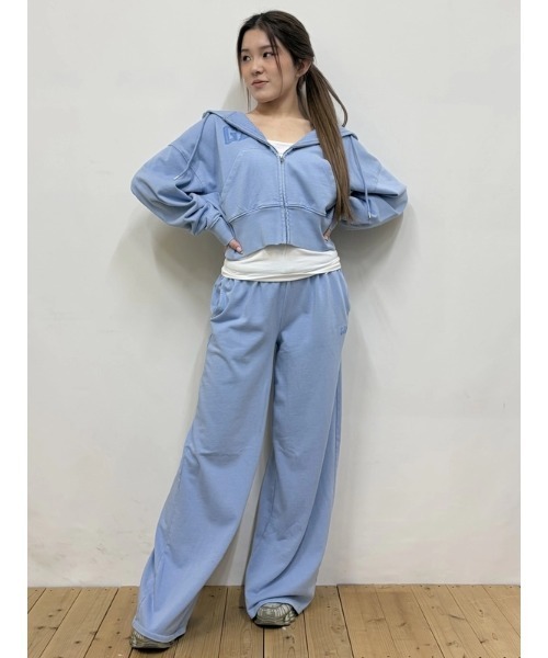 GAP(ギャップ)の「フレンチテリー オーバーサイズ GAP1969ロゴ ジップアップパーカー(パーカー・レディース・ピンク/ブラック/グレー/ブルー・XL/L/S/XS/XXS/M)」の16枚目の写真