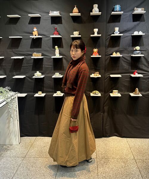 BELLOL(ベロエル)の「Balloon long skirt BROWN(スカート・レディース・その他・FREE)」の3枚目の写真