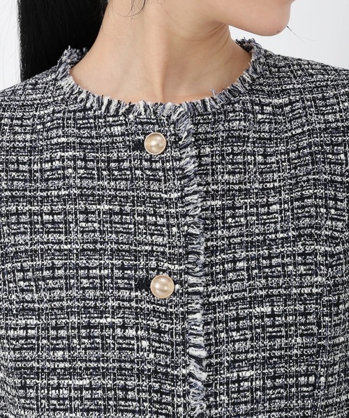 STRAWBERRY-FIELDS（ストロベリーフィールズ）の「ナチュラルファンシー_ツイードジレ（ノーカラージャケット・レディース・ベージュ/ネイビー系・2）」の6枚目の写真