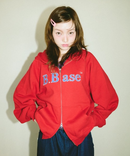 BROKEN BASE（ブロークンベース）の「B.Base Glitter Double-Zip Hoodie / B.Base グリッターダブルジップフーディー（パーカー・メンズ・ブラック/グレー/ネイビー/レッド・LARGE/MEDIUM/SMALL）」の4枚目の写真