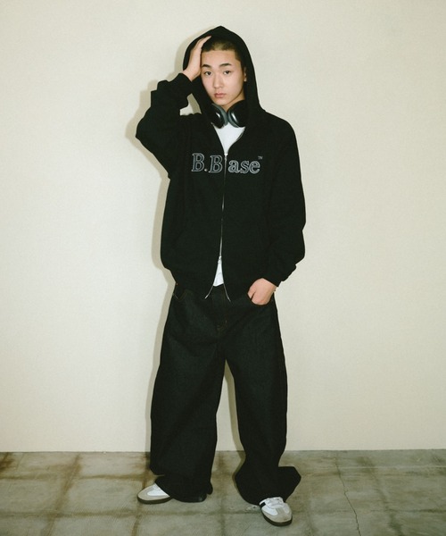 BROKEN BASE（ブロークンベース）の「B.Base Glitter Double-Zip Hoodie / B.Base グリッターダブルジップフーディー（パーカー・メンズ・ブラック/グレー/ネイビー/レッド・LARGE/MEDIUM/SMALL）」の9枚目の写真