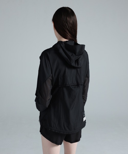 Y-3(ワイスリー)の「Y-3 RUNNING JACKET(ブルゾン・レディース・ブラック・X-SMALL/SMALL/MEDIUM/XX-SMALL)」の3枚目の写真
