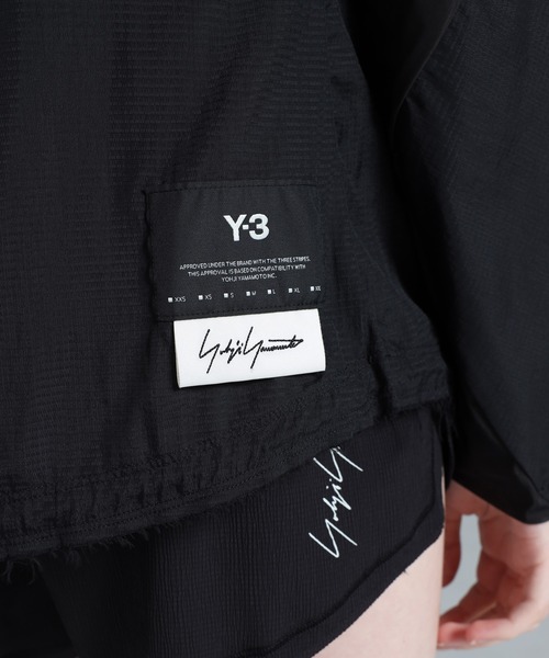 Y-3(ワイスリー)の「Y-3 RUNNING JACKET(ブルゾン・レディース・ブラック・X-SMALL/SMALL/MEDIUM/XX-SMALL)」の5枚目の写真