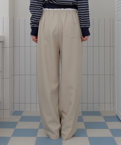 UNE MANSION（ユヌマンション）の「【2026SS新作アイテム】バイカラーウエストレースストリングゴムレイヤードワイドスラックス（スラックス・レディース・チャコール/ベージュ/ブラック・FREE）」の16枚目の写真