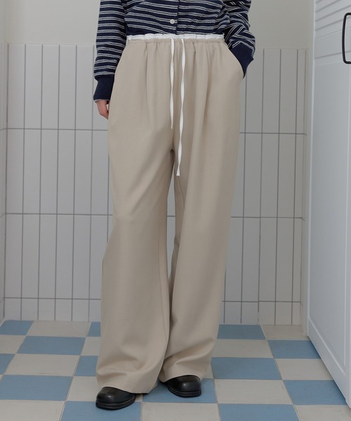 UNE MANSION（ユヌマンション）の「【2026SS新作アイテム】バイカラーウエストレースストリングゴムレイヤードワイドスラックス（スラックス・レディース・チャコール/ベージュ/ブラック・FREE）」の20枚目の写真