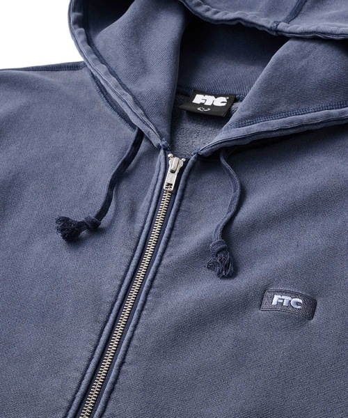 FTC（エフティーシー）の「PIGMENT DYED BOX LOGO ZIP UP HOODY（パーカー・メンズ・ブラック/グレー/ネイビー/パープル・SMALL/MEDIUM/LARGE/X-LARGE）」の11枚目の写真