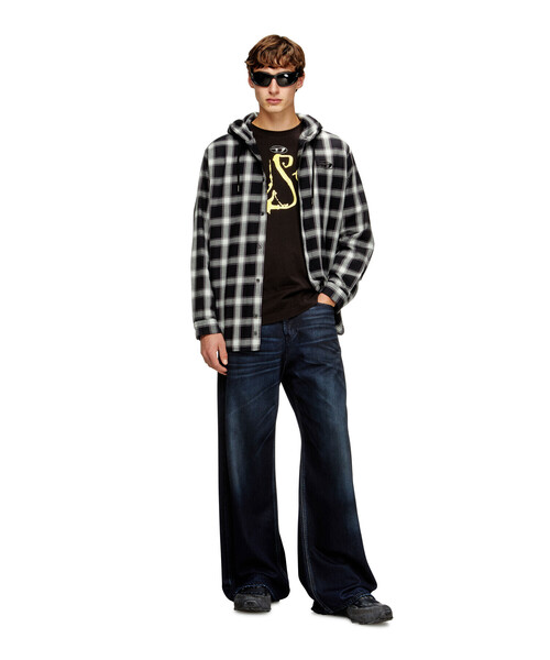 DIESEL（ディーゼル）の「メンズ フード付きシャツ S-IX-AJFI（シャツ/ブラウス・メンズ・ブラック系その他・46/44/48/50/52/54）」の3枚目の写真