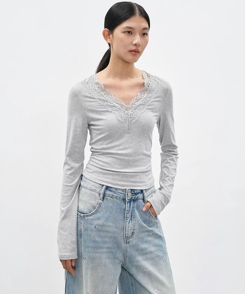 EIGHTHMONTH(エイスマンス)の「レースVネックロングスリーブトップス EM26s021【EIGHTHMONTH】(Tシャツ/カットソー・レディース・ブラック/グレー・S/M)」の11枚目の写真