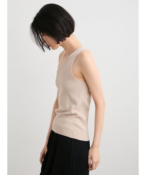 MIESROHE(ミースロエ)の「【セットアップ対応】【洗える】シルク混ワンショルRIBニット(ニット/セーター・レディース・ブラック/ベージュ・F)」の11枚目の写真