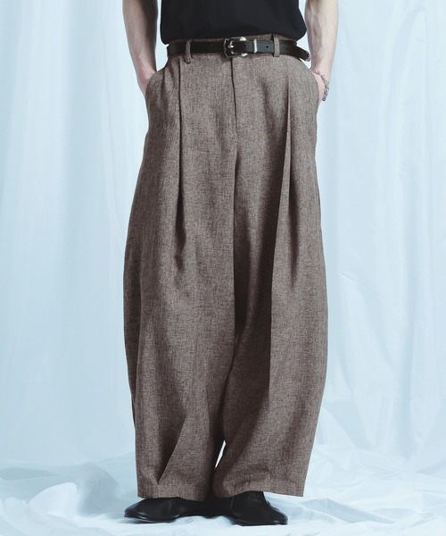 HARE(ハレ)の「【SET UP対応】ボックスタックワイドテーパードパンツ(HARE)(スラックス・メンズ・ブラック/グリーン/ベージュ/ブラック系その他/ピンク/ベージュ系その他/グリーン系その他・MEDIUM/SMALL/LARGE)」の4枚目の写真