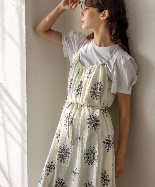 VitaFelice（ヴィータフェリーチェ）の「オリエンタル柄ロングワンピース キャミワンピース リゾート 春服（ワンピース・レディース・ブラック/アイボリー・FREE）」の10枚目の写真