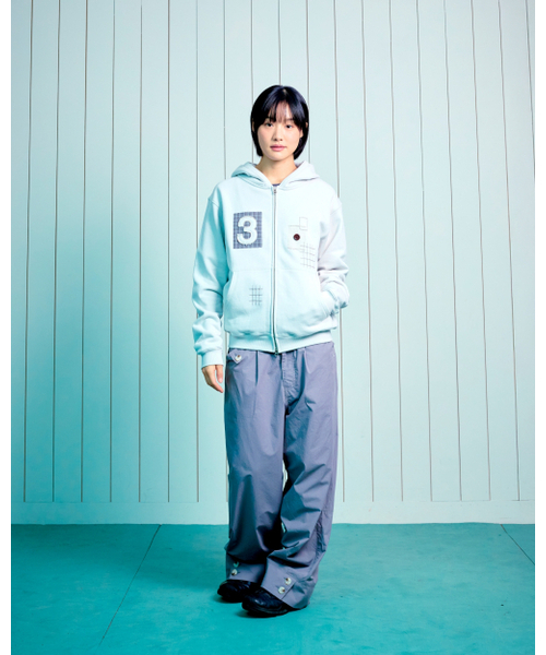 THECOLDESTMOMENT(ザコールデストモーメント)の「TCM 3 stitch hooded zip-up (grey beige)(パーカー・レディース・その他・S/M/L)」の9枚目の写真