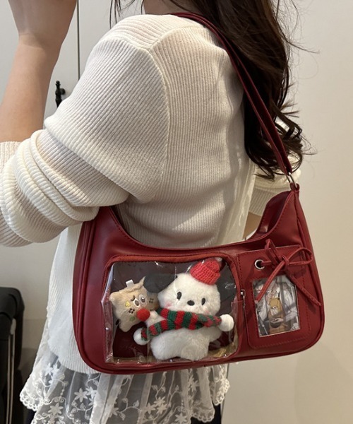 LAC-VERT(ラック・ヴェール)の「【推し活】クリアポケット付きショルダーバッグ(ショルダーバッグ・レディース・レッド/ホワイト/ブラック・FREE)」の3枚目の写真