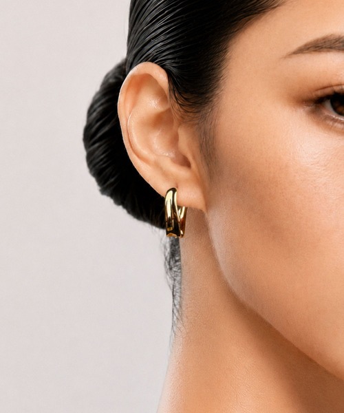 Lyvi(ライビィ)の「Layered Form Hoops Pierce / 金属アレルギー対応(ピアス(両耳用)・レディース・シルバー/ゴールド・FREE)」の13枚目の写真