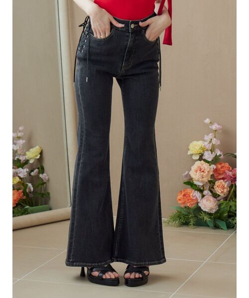 EATME（イートミー）の「レースアップフレアデニムパンツ（デニムパンツ・レディース・インディゴブルー/ライトブルー/ブラック・MEDIUM/SMALL）」の6枚目の写真