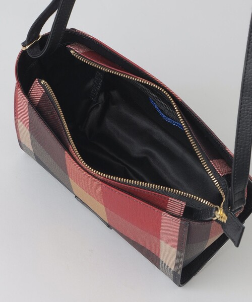 BLUE LABEL CRESTBRIDGE（ブルーレーベルクレストブリッジ）の「クレストブリッジチェックPVCミニショルダー（ショルダーバッグ・レディース・ベージュ系その他/レッド/ピンク系その他3/ブルー・FREE）」の16枚目の写真