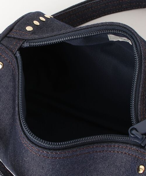 Mackintosh(マッキントッシュ)の「ROUND BAG STUDS DNM(ショルダーバッグ・レディース・ネイビー・FREE)」の12枚目の写真