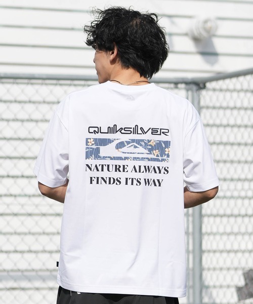 Quiksilver(クイックシルバー)の「QUIKSILVER/クイックシルバー メンズ 半袖 SSTシャツ SD NEW HOLMES ST QST261619M ムラサキスポーツ限定(Tシャツ/カットソー・メンズ・ブラック/ホワイト・XL/L/M)」の1枚目の写真