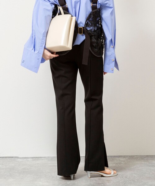 NOLLEY’S（ノーリーズ）の「【WEB限定】ウォッシャブルソフトリブフレアパンツ（その他パンツ・レディース・ブラック・38/36）」の6枚目の写真