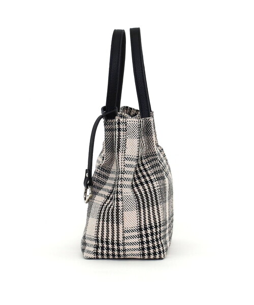 COOCO(クーコ)の「チェック柄ツマミハンドル2WAYミニトートバッグ(トートバッグ・レディース・ベージュ/ブラック・FREE)」の6枚目の写真