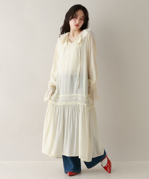 RAGEBLUE（レイジブルー）の「フリルカラーデザインワンピース（ワンピース・レディース・ブラック/オフホワイト・FREE）」の4枚目の写真