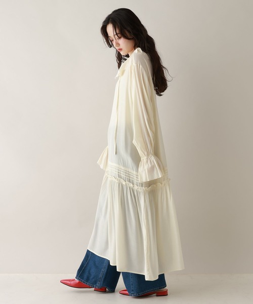 RAGEBLUE（レイジブルー）の「フリルカラーデザインワンピース（ワンピース・レディース・ブラック/オフホワイト・FREE）」の5枚目の写真