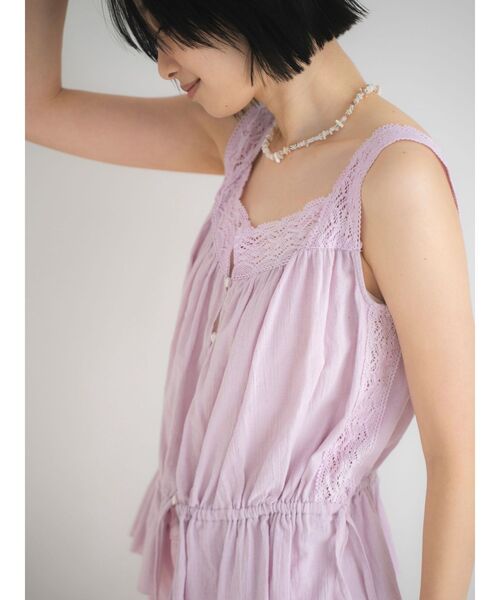 Ungrid（アングリッド）の「レースデザインノースリブラウス（シャツ/ブラウス・レディース・ピンク/ブルー/オフホワイト/ブラック・FREE）」の9枚目の写真