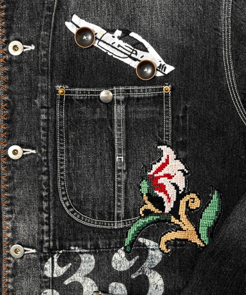 KHOKI（コッキ）の「【KHOKI/コッキ】Hand-Embroidered Denim Coverall（デニムジャケット・メンズ・ブラック/インディゴブルー・3/2）」の8枚目の写真
