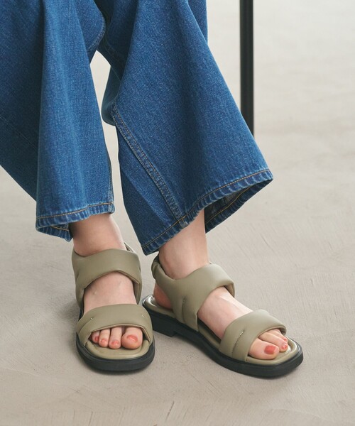 BEAUTY&YOUTH UNITED ARROWS（ビューティーアンドユースユナイテッドアローズ）の「プク ステッチ サンダル（サンダル・レディース・シルバー/オリーブ/ブラック・M/S）」の19枚目の写真