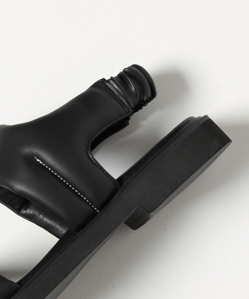 BEAUTY&YOUTH UNITED ARROWS（ビューティーアンドユースユナイテッドアローズ）の「プク ステッチ サンダル（サンダル・レディース・シルバー/オリーブ/ブラック・M/S）」の7枚目の写真