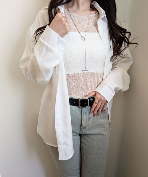 styiro(スタイロ)の「オーバーサイズベーシックシャツ レディース 長袖 羽織り オフィスカジュアル ゆったり 無地シャツ(シャツ/ブラウス・レディース・ホワイト/ブルー・FREE)」の6枚目の写真