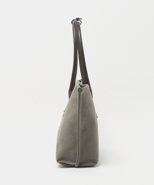 UNITED ARROWS(ユナイテッドアローズ)の「キャンバス ワイド トートバッグ(トートバッグ・レディース・ダークグレー/モカ・FREE)」の6枚目の写真