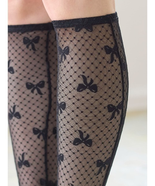 tutuanna(チュチュアンナ)の「縫製リボンレース柄ストレッチレースハイソックス35cm丈(ソックス/靴下・レディース・ブラック/オフホワイト/キナリ/ベビーピンク・M)」の7枚目の写真