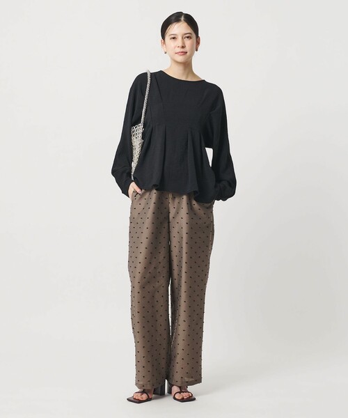BEAUTY&YOUTH UNITED ARROWS(ビューティーアンドユースユナイテッドアローズ)の「【WEB限定 Wardrobe DAILY MINIMAL】ドビードット イージーパンツ ウォッシャブル(その他パンツ・レディース・モカ/ブラック・S/M)」の2枚目の写真