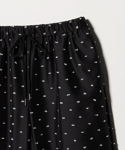 BEAUTY&YOUTH UNITED ARROWS(ビューティーアンドユースユナイテッドアローズ)の「【WEB限定 Wardrobe DAILY MINIMAL】ドビードット イージーパンツ ウォッシャブル(その他パンツ・レディース・モカ/ブラック・S/M)」の6枚目の写真