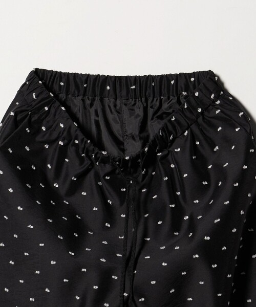 BEAUTY&YOUTH UNITED ARROWS(ビューティーアンドユースユナイテッドアローズ)の「【WEB限定 Wardrobe DAILY MINIMAL】ドビードット イージーパンツ ウォッシャブル(その他パンツ・レディース・モカ/ブラック・S/M)」の7枚目の写真
