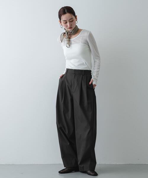 SENSE OF PLACE by URBAN RESEARCH（センスオブプレイスバイアーバンリサーチ）の「Uネックピスネームシアートップ（Tシャツ/カットソー・レディース・オフホワイト/ブラック/ライトブルー・ONE）」の7枚目の写真