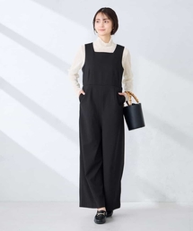 a.v.v（アーヴェヴェ）の「スクエアネックオールインワン（サロペット/オーバーオール）」