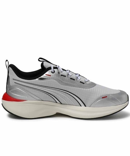 PUMA(プーマ)の「プーマ PUMA SOFTRIDE ムーブオン F WD(スニーカー・メンズ・ホワイト×シルバー・25.0cm/25.5cm/26.0cm/26.5cm/27.0cm/27.5cm/28.0cm)」の6枚目の写真