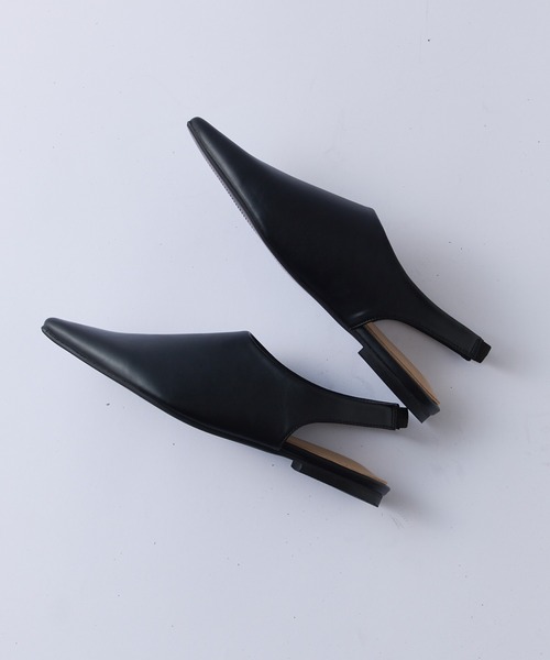 Lui's(ルイス)の「ポインテッドトゥバックストラップシューズ(パンプス・レディース・ブラウン/ブラック・M/L)」の7枚目の写真