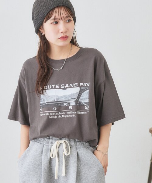 DISCOAT(ディスコート)の「【Enlude】アソートクラシックカーグラフィックTシャツ《ユニセックス》(Tシャツ/カットソー・レディース・ネイビー/チャコールグレー/オフホワイト/ライトベージュ・FREE)」の17枚目の写真