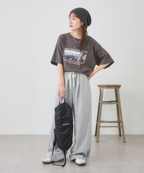 DISCOAT(ディスコート)の「【Enlude】アソートクラシックカーグラフィックTシャツ《ユニセックス》(Tシャツ/カットソー・レディース・ネイビー/チャコールグレー/オフホワイト/ライトベージュ・FREE)」の18枚目の写真