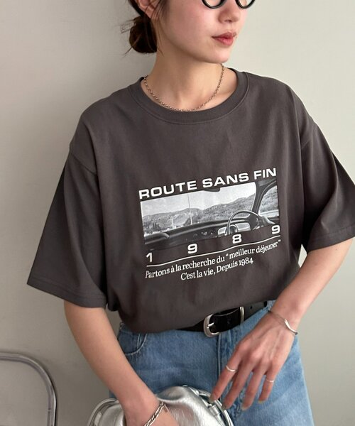 DISCOAT(ディスコート)の「【Enlude】アソートクラシックカーグラフィックTシャツ《ユニセックス》(Tシャツ/カットソー・レディース・ネイビー/チャコールグレー/オフホワイト/ライトベージュ・FREE)」の22枚目の写真